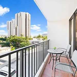 Cozy Waikiki Getaway, Stroll To With Free Parking Apartment Honolulu