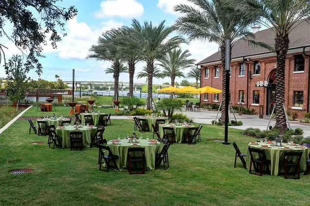 Chic Bungalow Apartment Steps From Armature Works & Downtown Riverwalk Tampa 0*,  United States