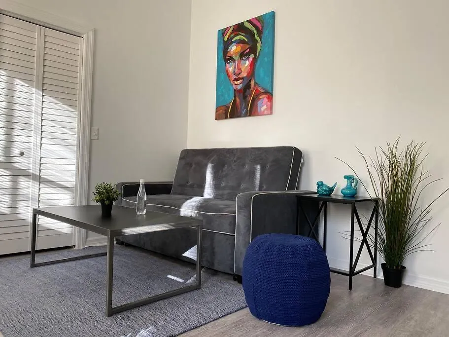 Chic Bungalow Apartment Steps From Armature Works & Downtown Riverwalk Tampa